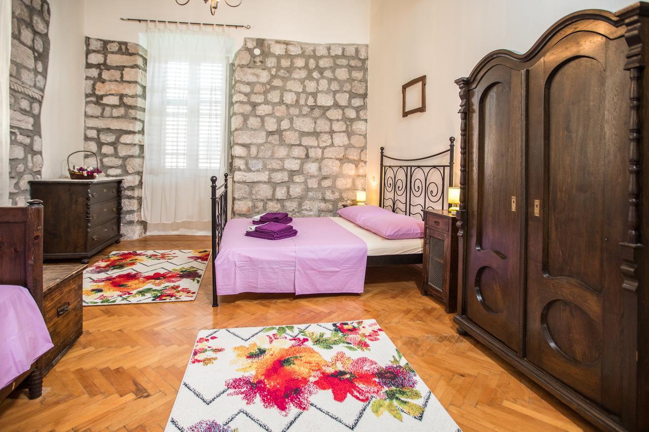 Old Palace Apartment Dubrovnik Bagian luar foto